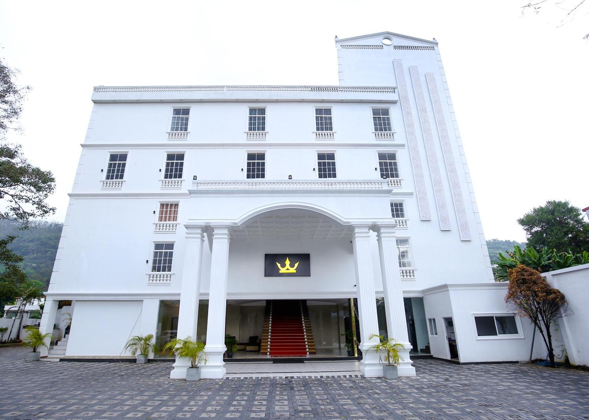 ホテル Crown Regency- バドゥッラ エクステリア 写真